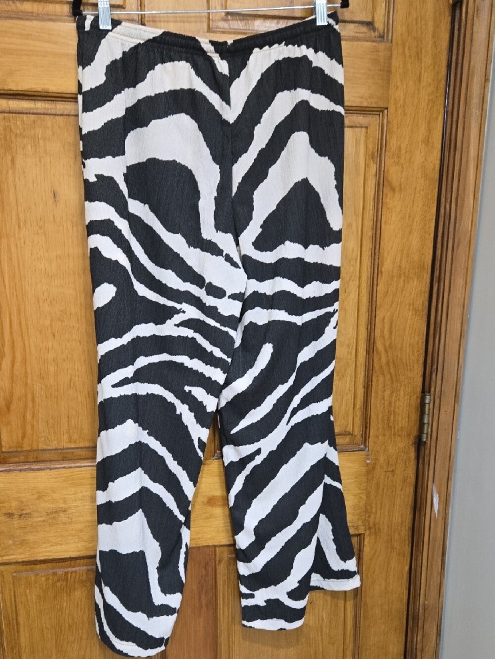 H&M Black and White Zebra Wide-Leg Pants - Picture 2 of 2